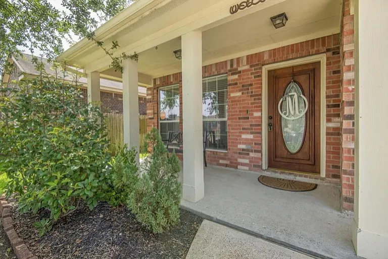 10602 Pine Meadows Blvd — Photo 2