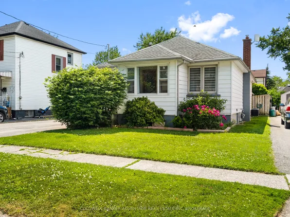 25 Lyons Ave, Welland, ON L3B 1L8