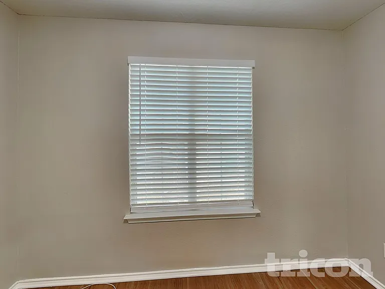 19 Bedford Bay — Photo 14
