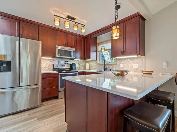 5501 Auto Club Rd, Bloomington, MN 55437