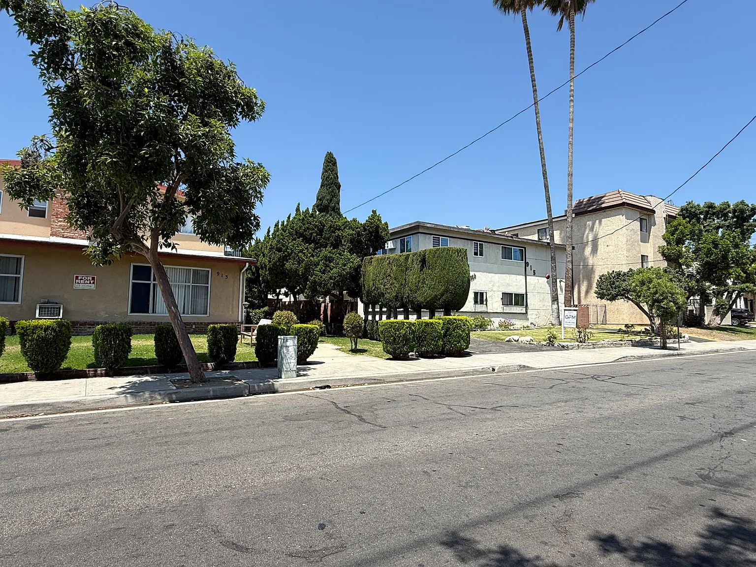 1 bed, 563 sqft, $1,750 — Photo 2