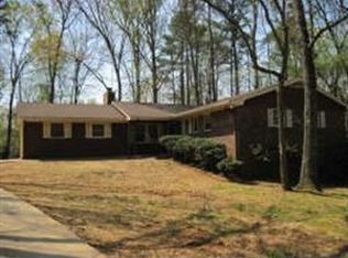 5062 Bramblewood Dr, Acworth, GA 30102