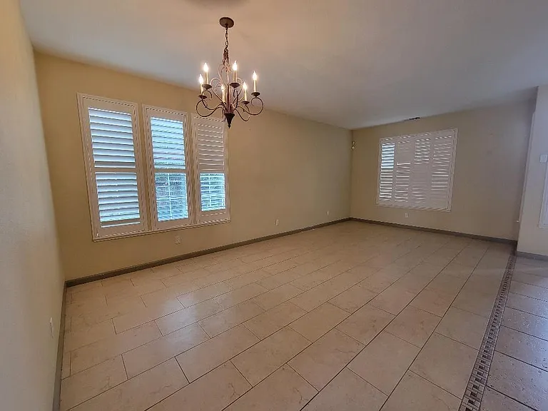 1663 Eucalyptus Ct — Photo 4