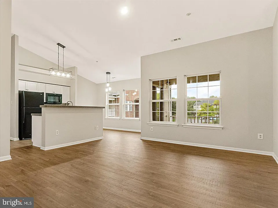 2400 Dominion Dr #3D