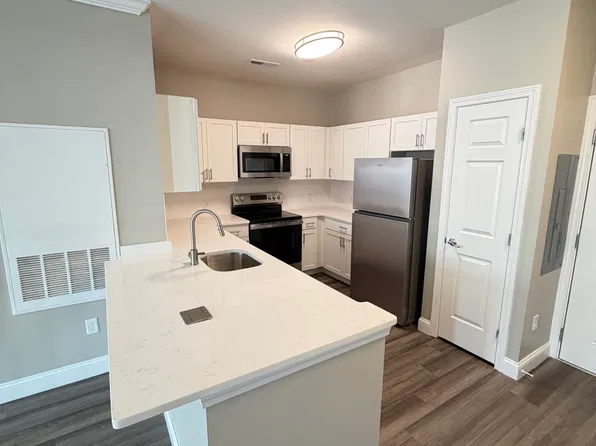 (undisclosed Address), Andover, MA 01810