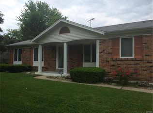 1905 Fernwood Trail Dr, Florissant, MO 63031