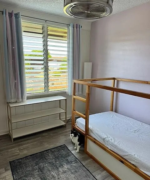 2nd bedroom with split AC can come furnished or not!
