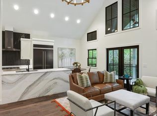 565 Chestnut St, Highlands, NC 28741