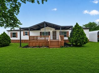 134 Classic Country Ct, Springtown, TX 76082