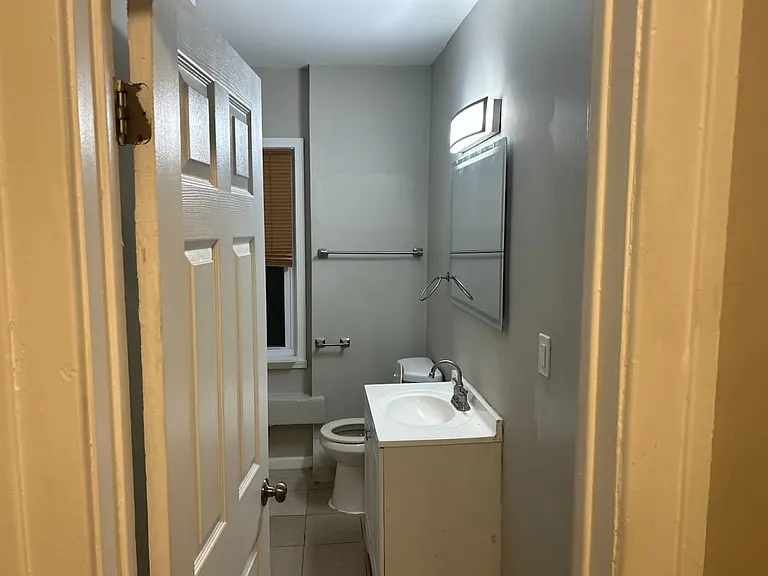 8215/8217 Badger1 LLC — Photo 11