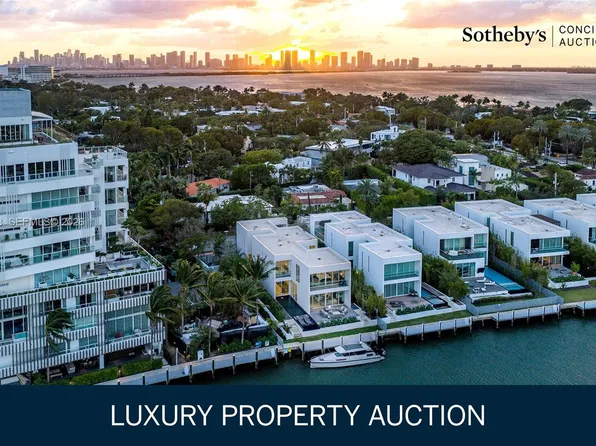 1011 W 48th St #8, Miami Beach, FL 33140