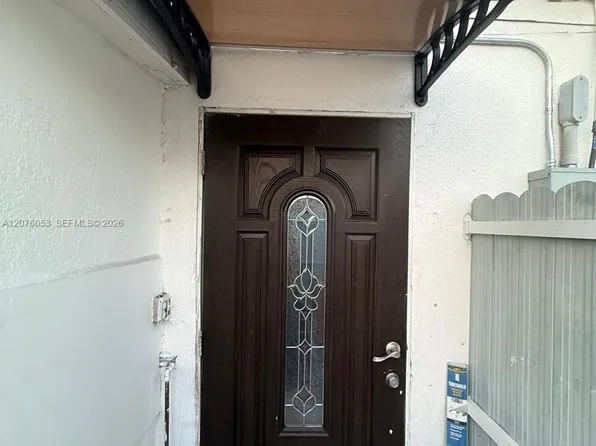 500 E 54th St #B, Hialeah, FL 33013