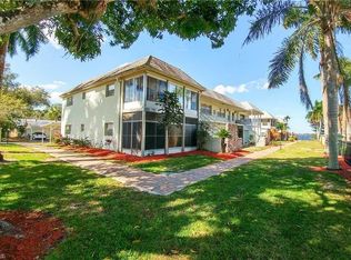 3225 E Riverside Dr APT 13-A, Fort Myers, FL 33916