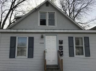 1225 11 1/2 St N APT 2, Fargo, ND 58102