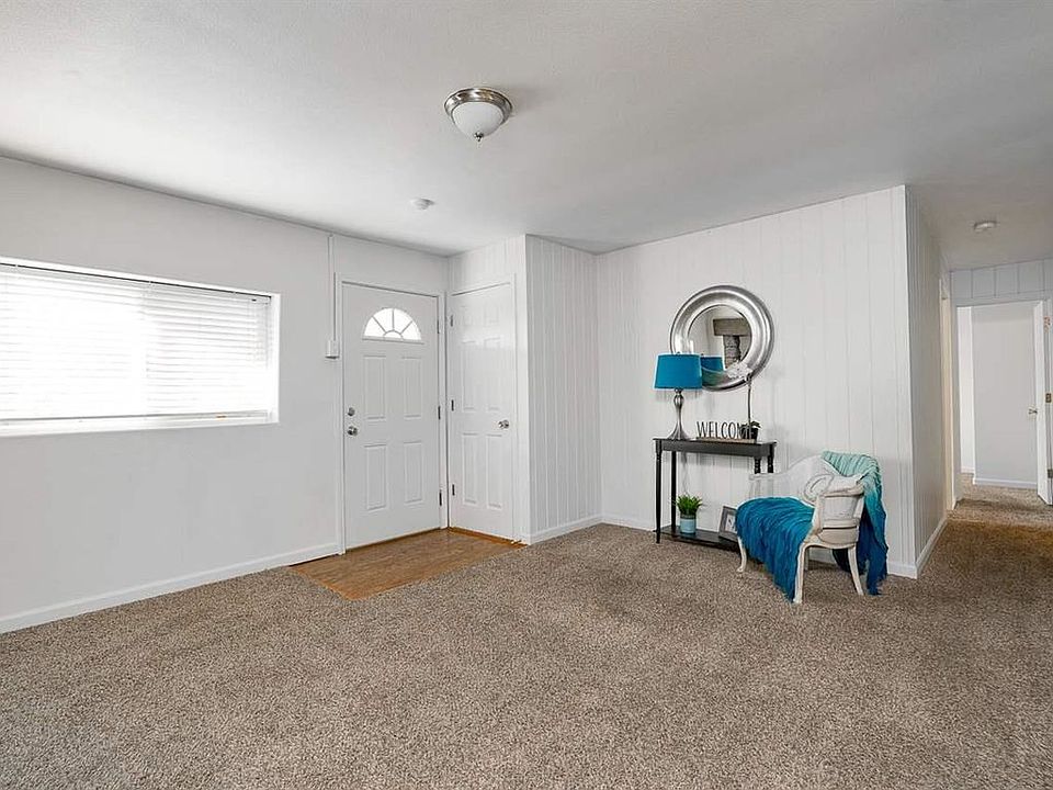 1st image of 464 N 60th Ave