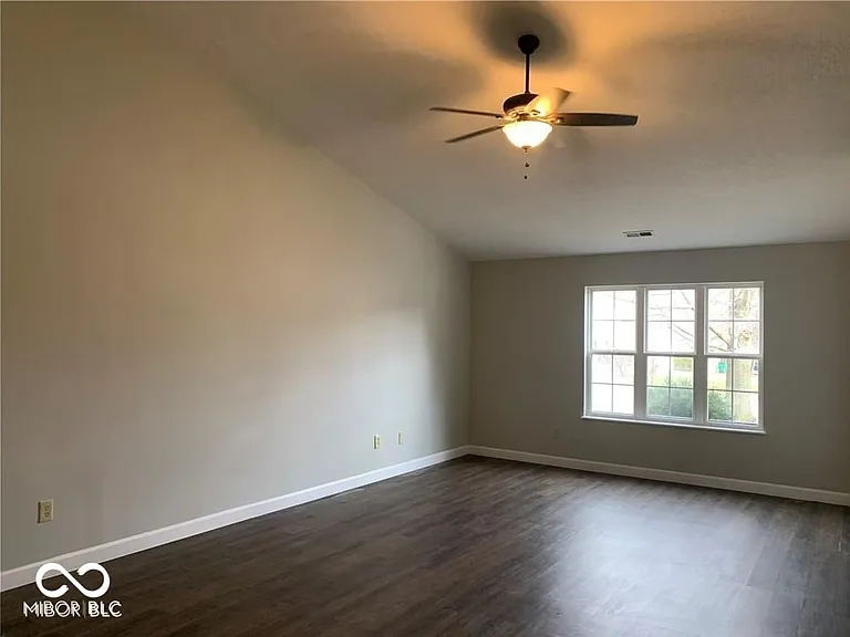 15002 Silver Thorne Way — Photo 5