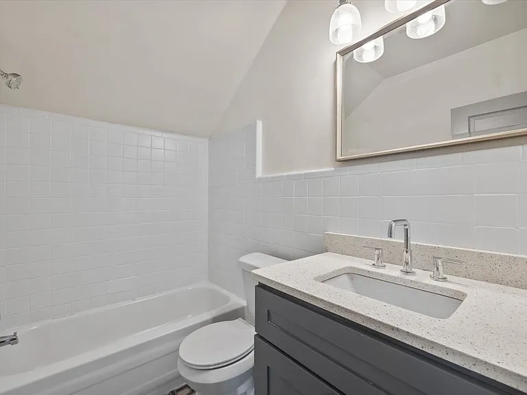 Primary full bathroom