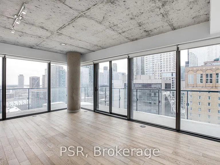 60 Colborne St #1906 — Photo 1