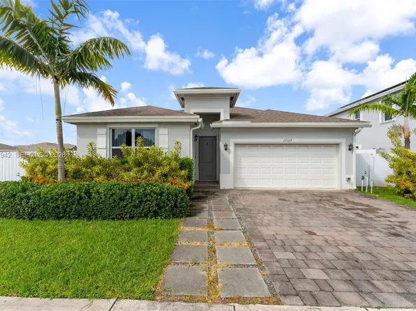 27364 SW 132nd Pl, Homestead, FL 33032