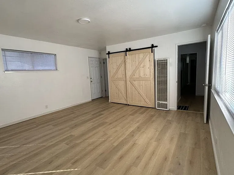 1060 Echo Rd — Photo 21