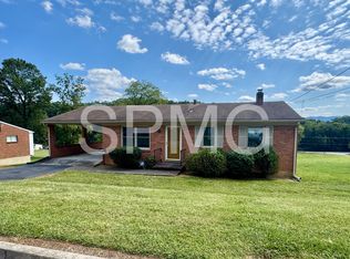 3726 Rolling Hill Ave NW, Roanoke, VA 24017