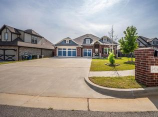 5924 Grandby Rd, Edmond, OK 73034