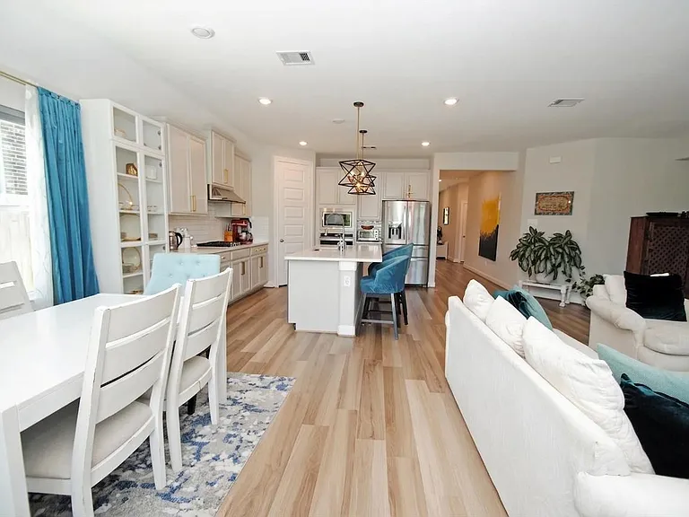 24818 Harvest Elm Ct — Photo 11