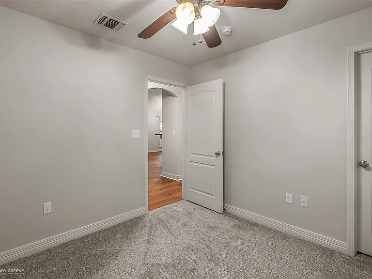 3303 Grand Lake Dr — Photo 13