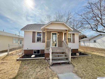211 Adams Ave, Norfolk, NE, 68701