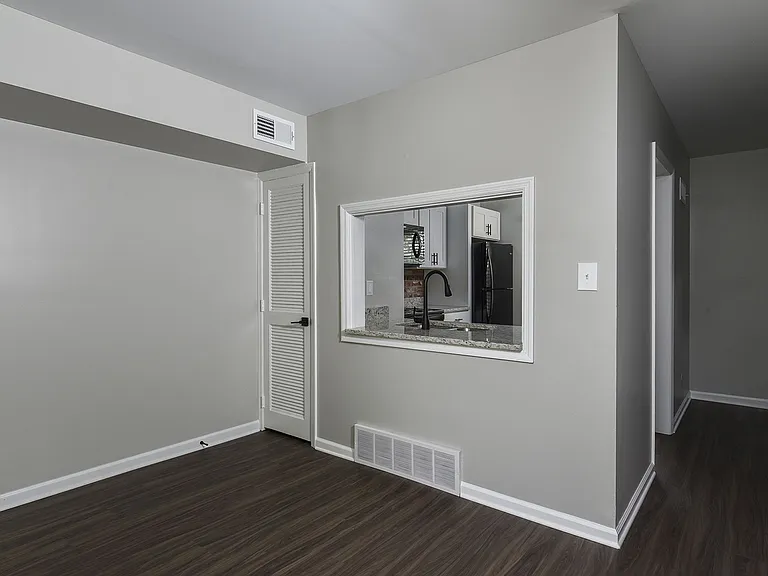 River Oaks Townhomes at Fox Chapel — Photo 16