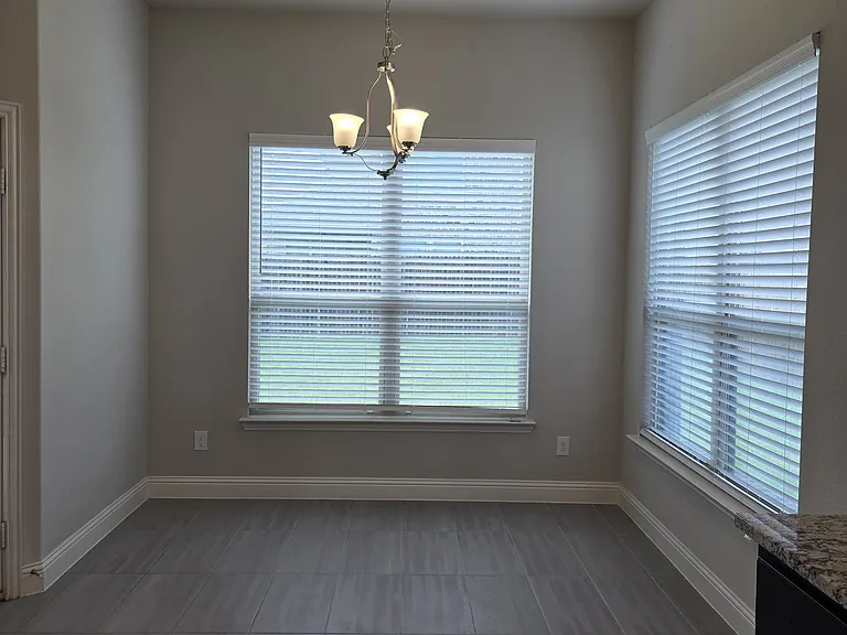 4009 Magnolia Ridge Dr — Photo 17