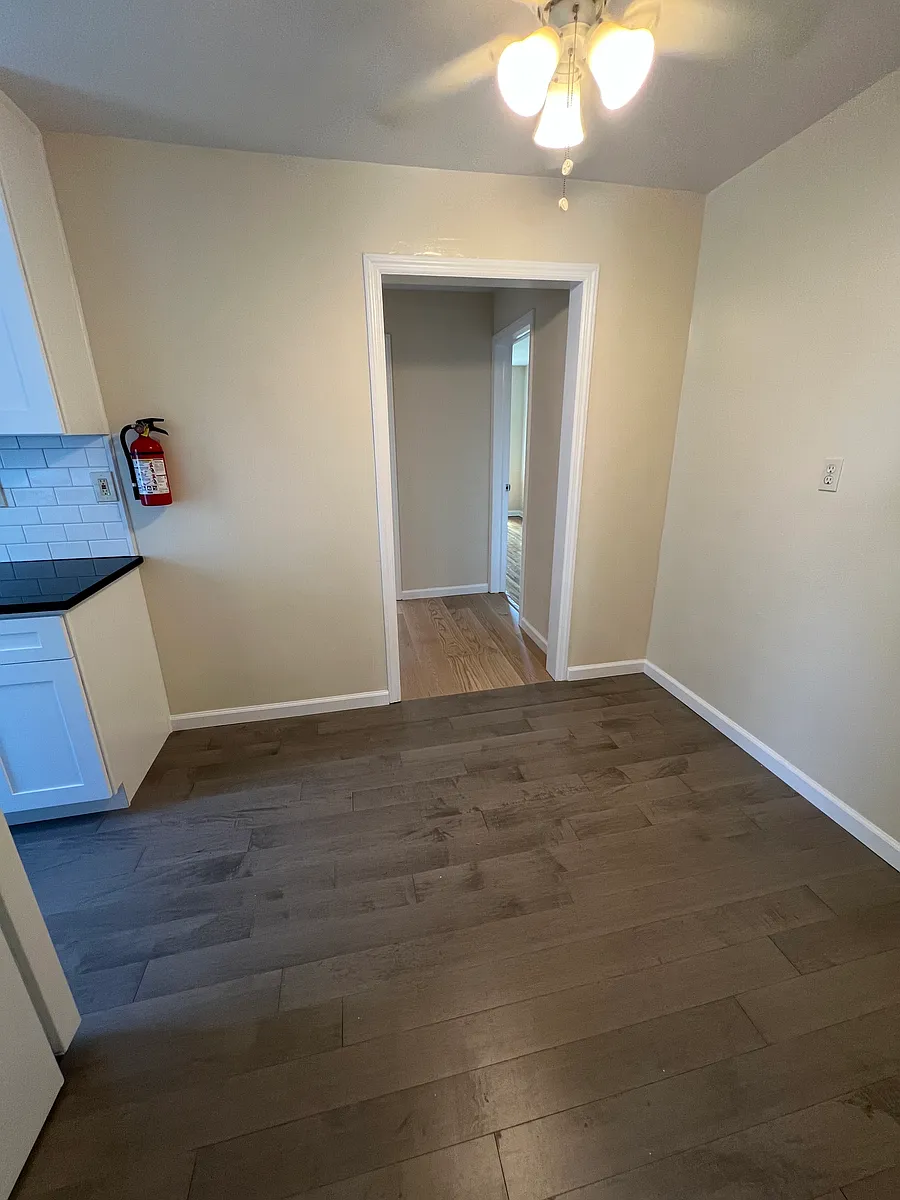 Building Photo - 628 Colgate Ave #1A