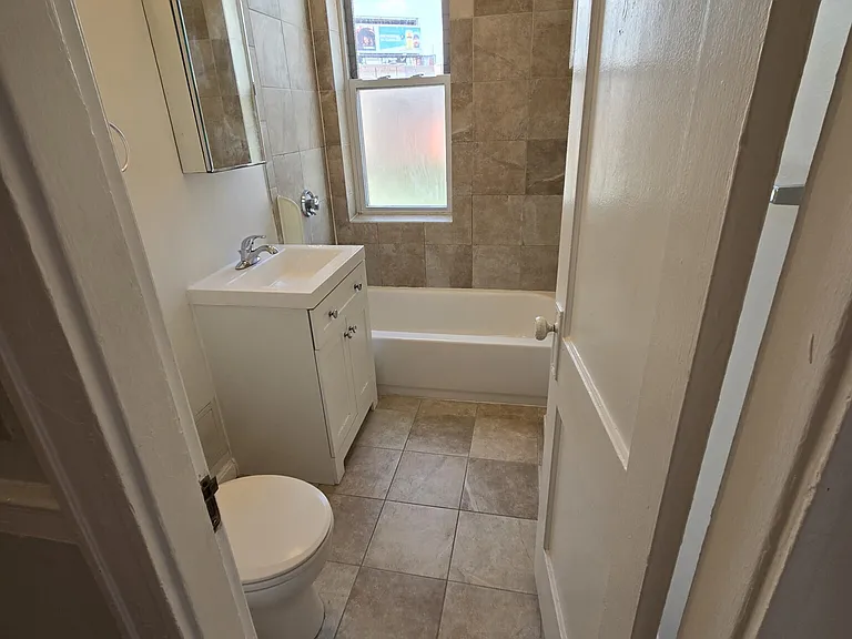 1197 Commonwealth Ave #18 — Photo 7