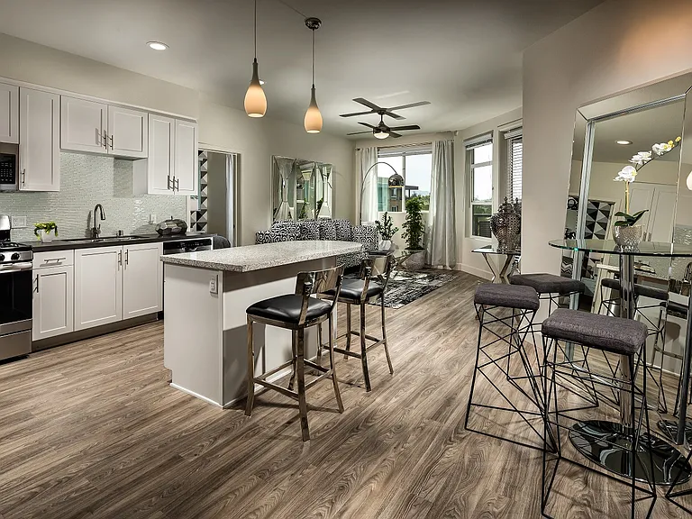 Corona, CA Metro at Main Apartments kitchen