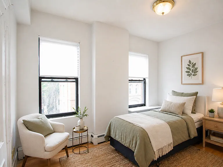 10 Davis Ave #C — Photo 9