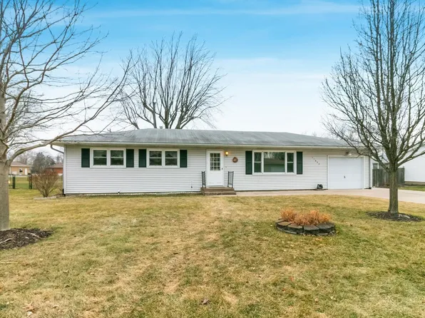 11622 3rd St, Milan, IL 61264