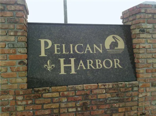 4700 Pontchartrain Dr, Slidell, LA 70458