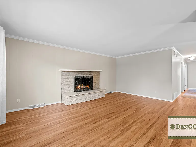 1659 S Kearney St — Photo 9