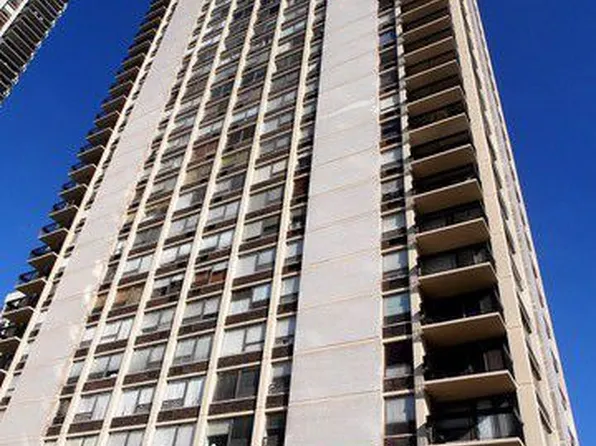 1355 N Sandburg Ter APT 2103D, Chicago, IL 60610