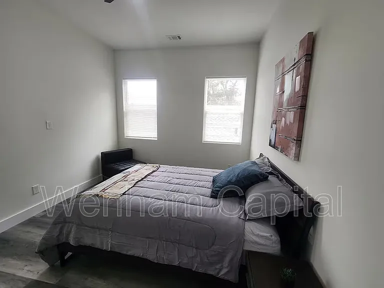 1528 Murphy Ave SW #B — Photo 17