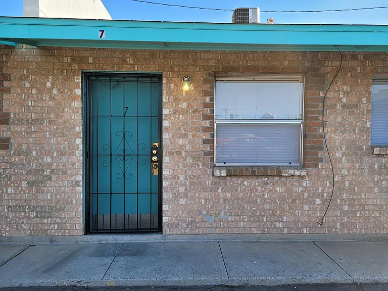 1410 S Espina St #7 — Photo 6