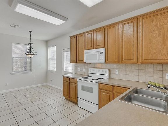 2nd image of 10116 Sourwood Dr