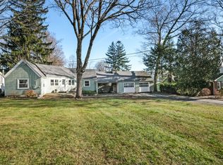 20 Cypress Ln, Yorktown Heights, NY 10598