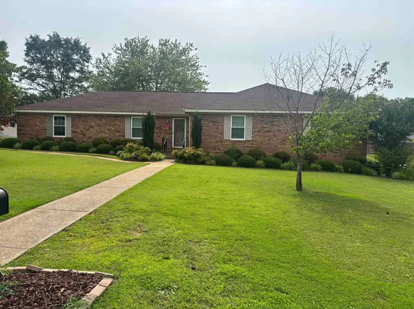 110 W Bailey Springs Dr, Florence, AL 35634