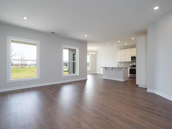 4th image of 1048 Quartz Dr
