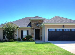 230 Four Winds Dr, Conway, AR 72034