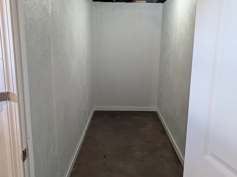 1934 Smith St #2 — Photo 15
