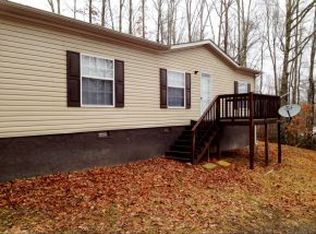 10101 Sparrow Hawk Rd, Coeburn, VA 24230