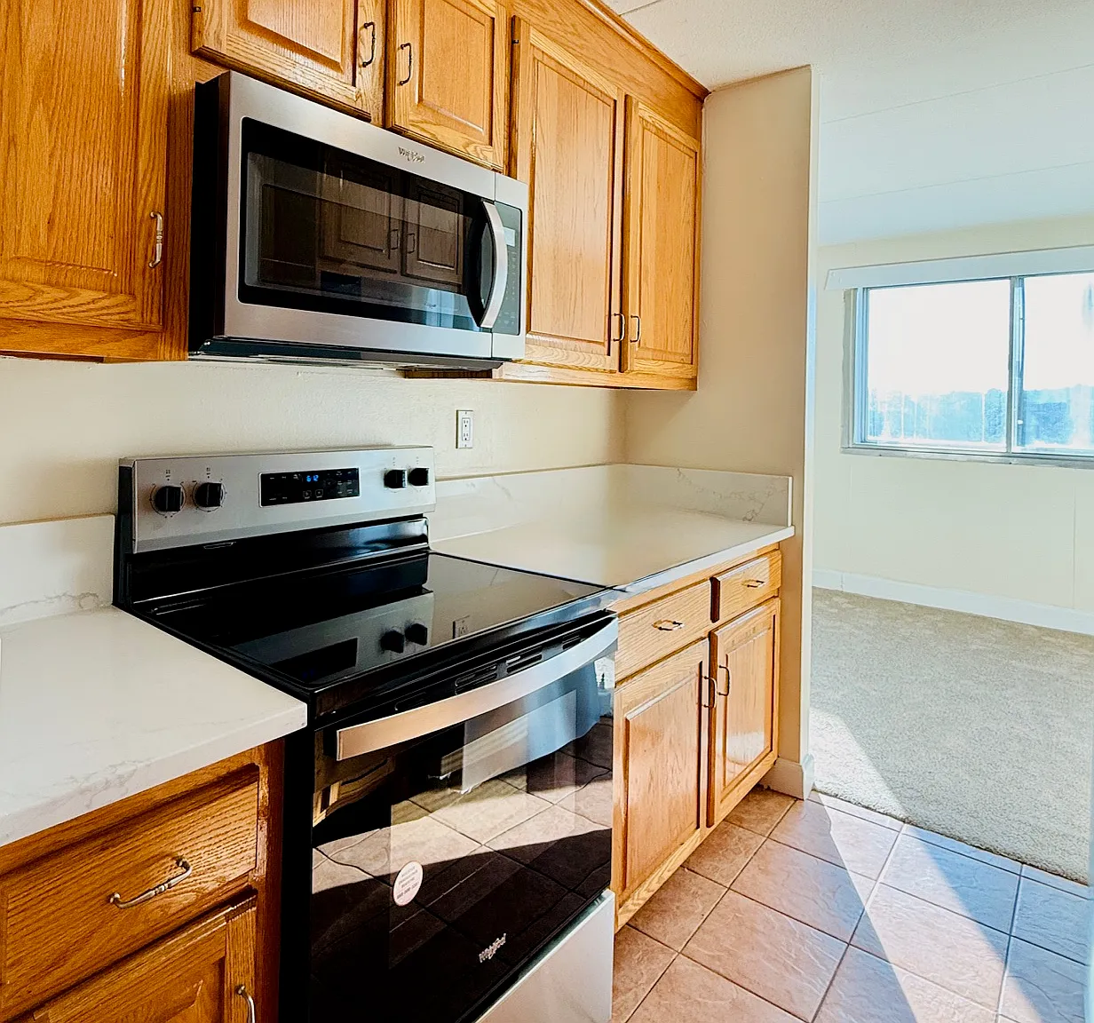 1 bed, 860 sqft, $2,050 — Photo 4