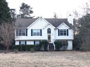 5620 Shadewater Dr, Cumming, GA 30041
